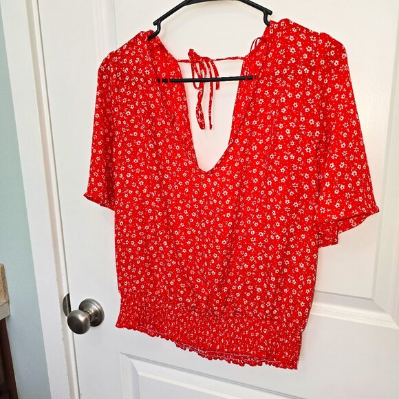 Nine Britton Blouse - Picture 1 of 6